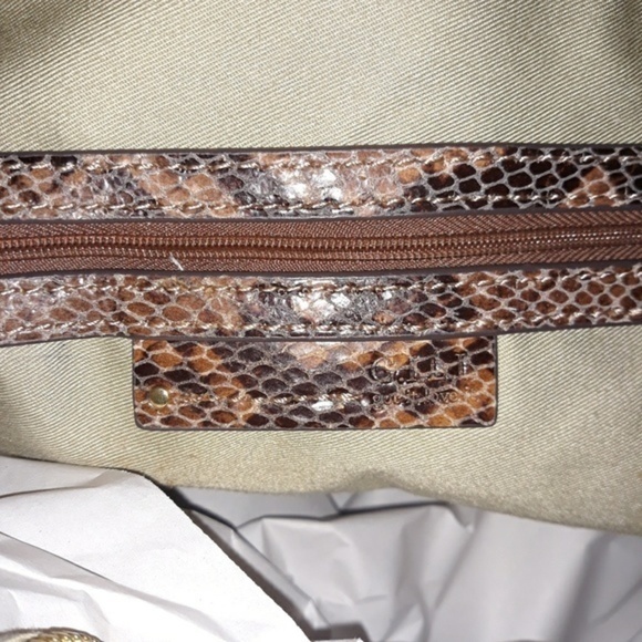 G.I.L.I. Leather Snakeskin Shoulder Bag - Picture 7 of 7